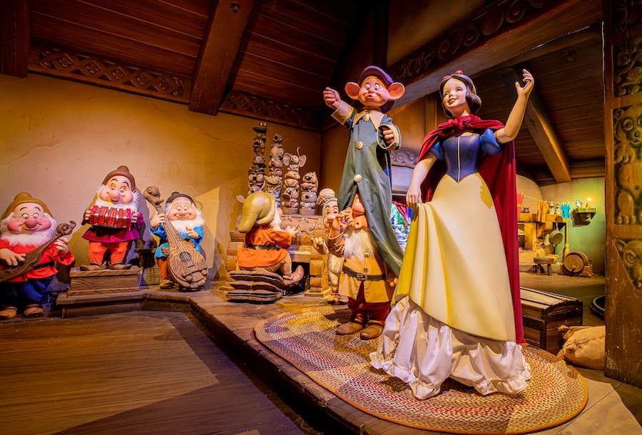 Snow White’s Enchanted Wish at Disneyland park