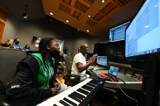 Disney Dreamers Academy Wraps Life-Changing Experience for 100 Students