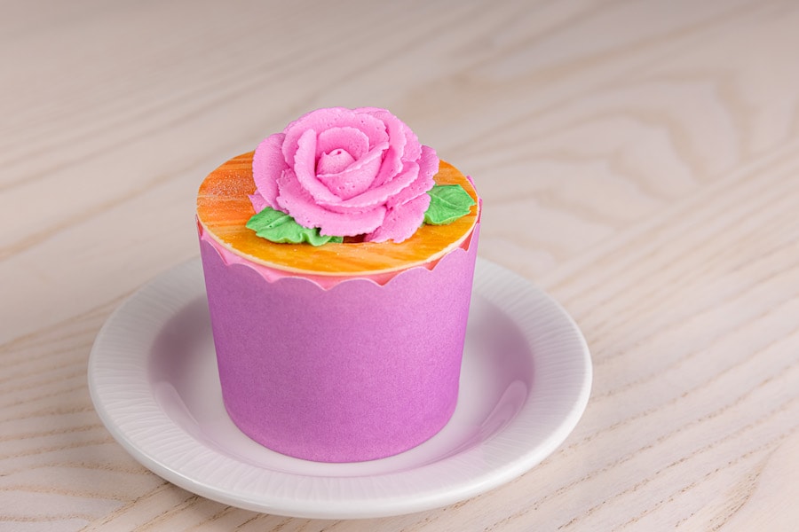 Strawberry-Rose-Cupcake