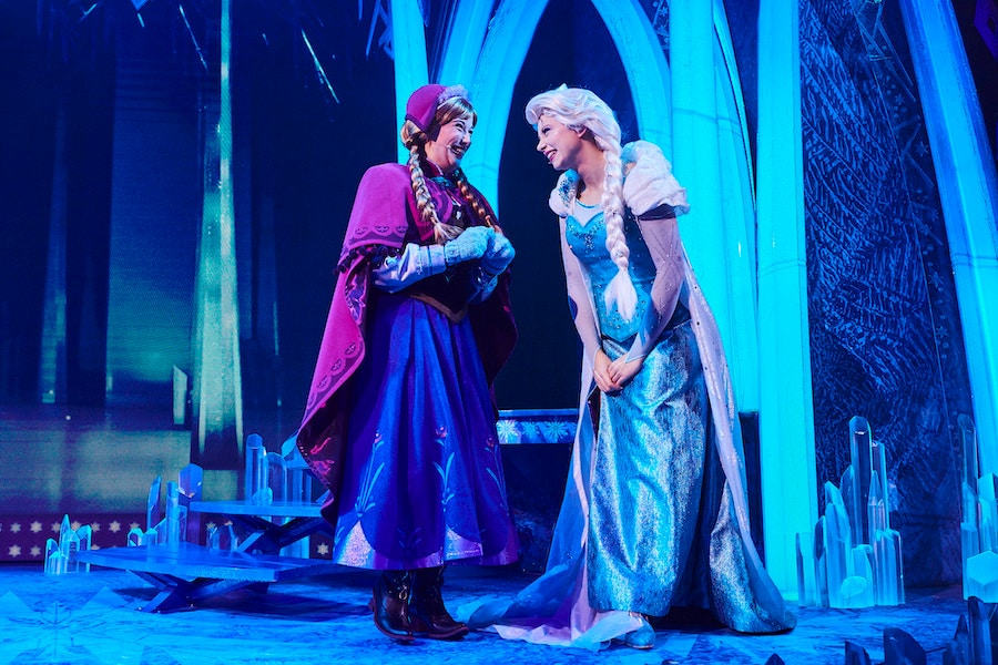 Frozen: A Musical Invitation scene