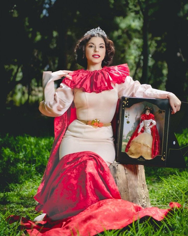 Amber Arden with the Snow White Limited Edition Designer Doll