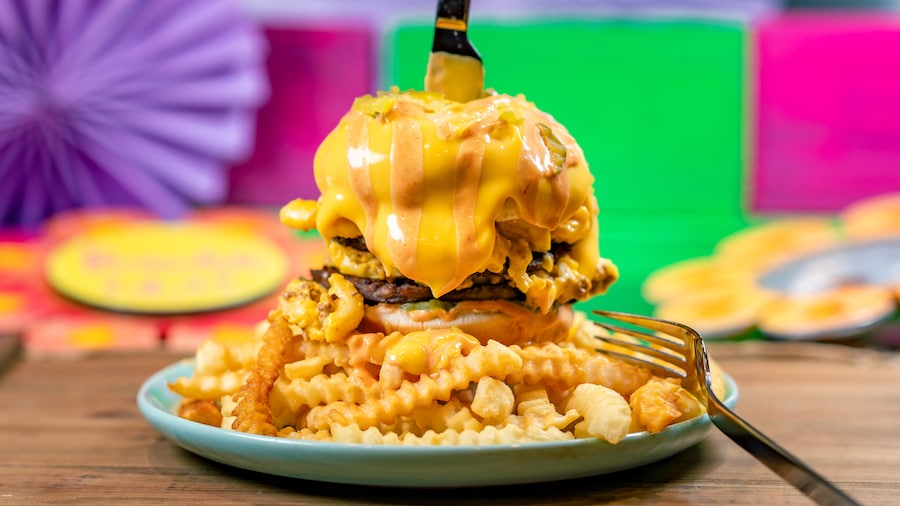 Cheeseburger Mac Burger from Smokejumpers Grill in Grizzly Peak