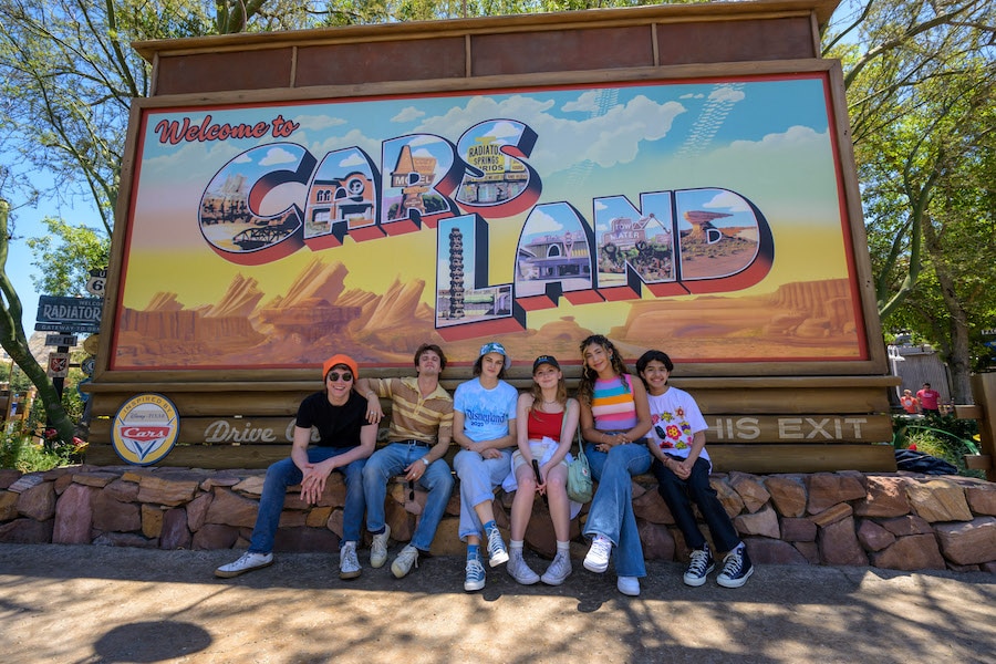 Stars of Hulu’s ‘Love, Victor’ Visit Disneyland Resort
