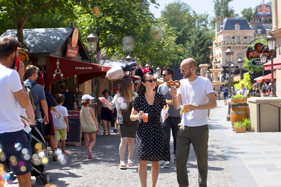 Guests at Disneyland Paris