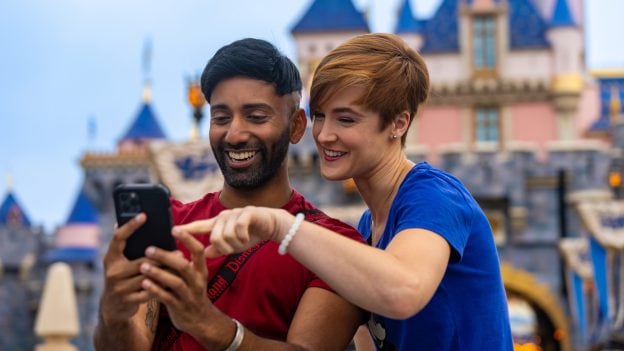 Guests using the Disneyland App