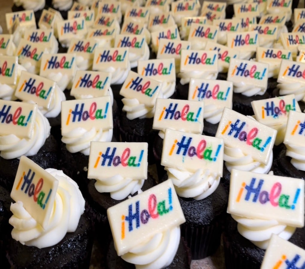 Cupcakes for HOLA, a Disney Business Employee Resource Group for Hispanic and Latin cast members