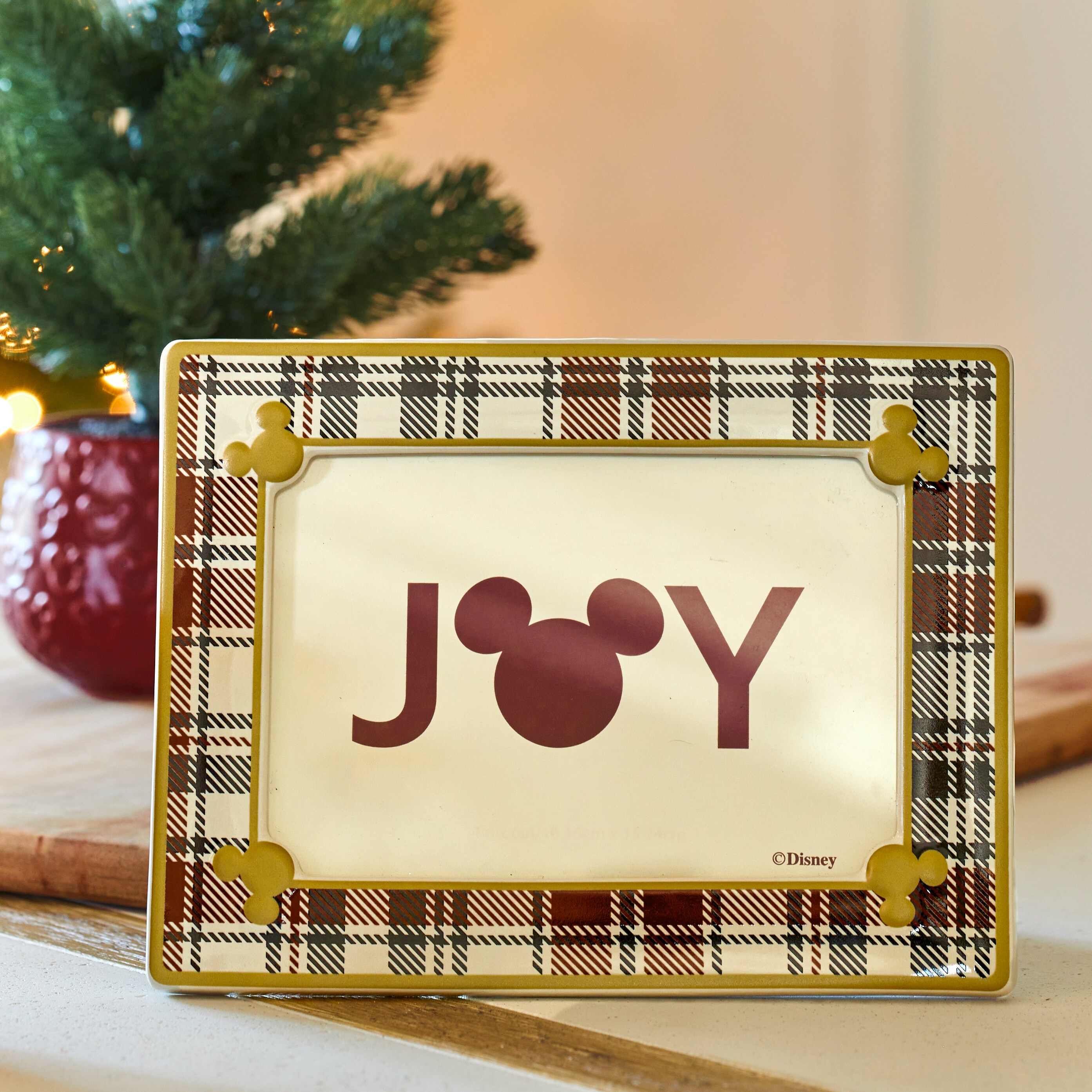 Mickey Mouse Homestead Collection, Christmas Decor