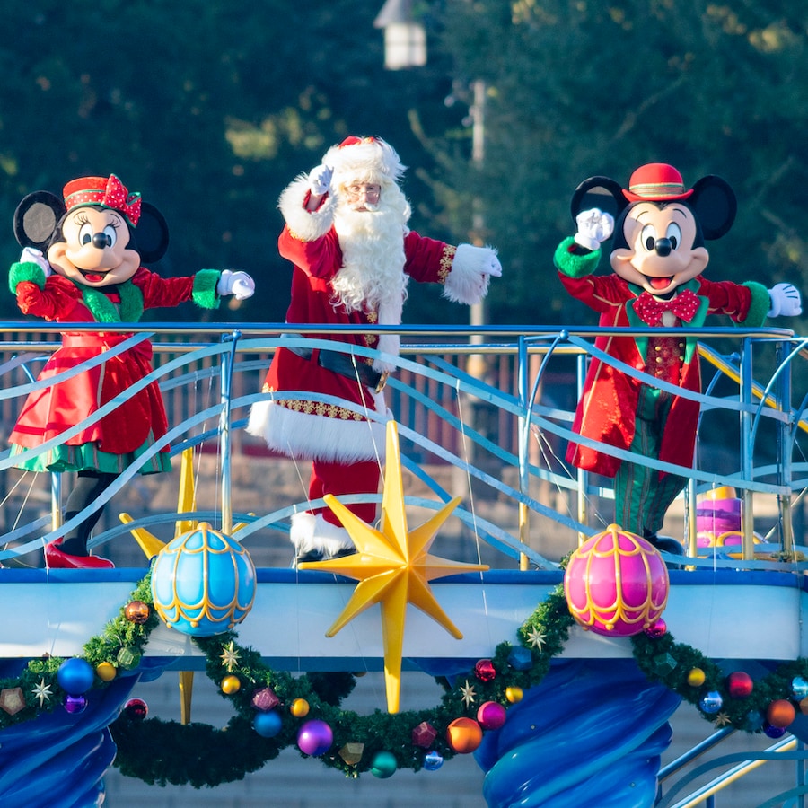 Mickey Mouse, Santa and Minnie Mouse in “Disney Christmas Greeting”