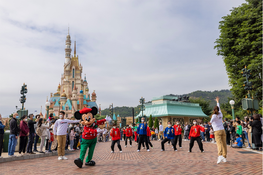 Hong Kong Disneyland Resort's inclusive cavalcade for the 30th anniversary of International Day of Persons with Disabilities