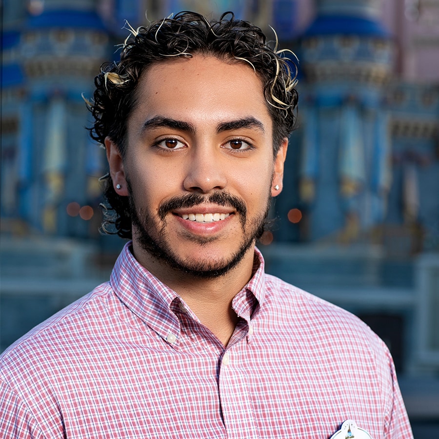 5-disney-ambassador-alumni-making-their-mark-in-2022-disney-parks-blog