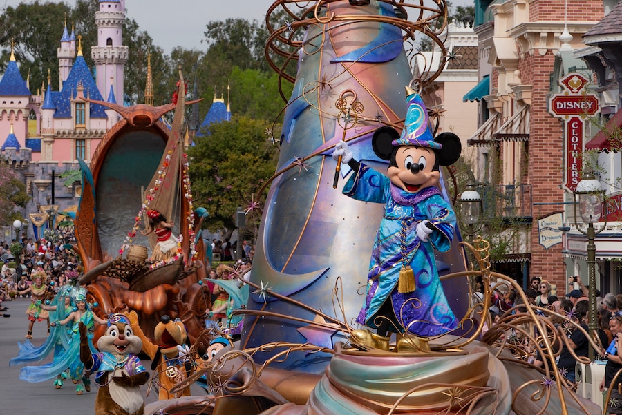 Magic Happens Parade Disneyland Park Disneyland Resort