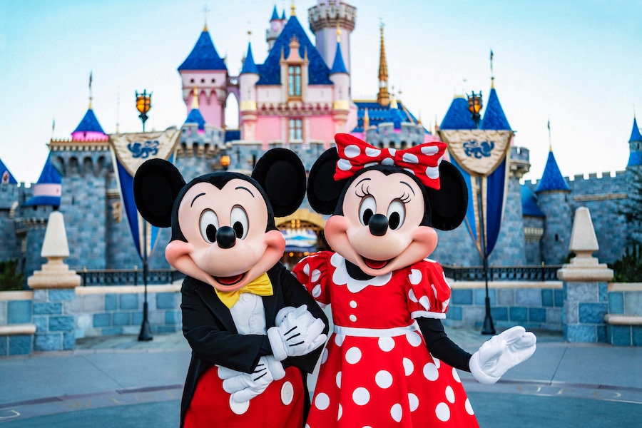 Mickey Mouse and Minnie Mouse at Disneyland park