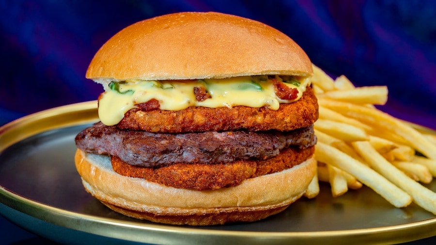 Disney100 Potato & Cheddar Cheeseburger