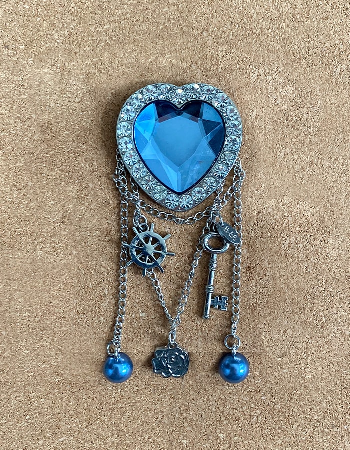 Heart shaped gem pin