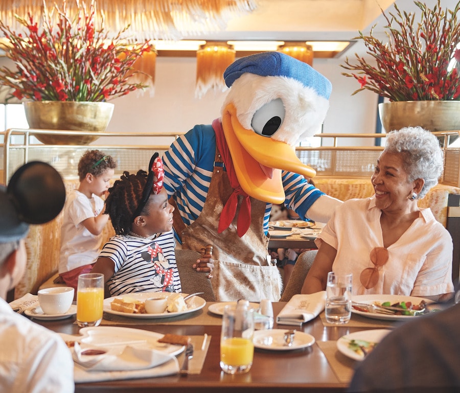 Disney Announces Mickey Mouse and His Friends Will Receive a 2.0 Revival  - Disney Dining