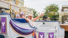 Cast Member Recognized as the ‘Heart of Main Street’ in Magic Kingdom Parade