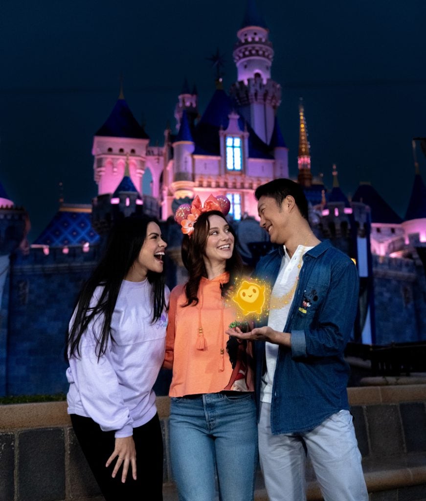See Disney's #Wish in theaters NOW! ⭐️ And get your own Star Plush  available at select locations at @WaltDisneyWorld, @Disneyland, and…