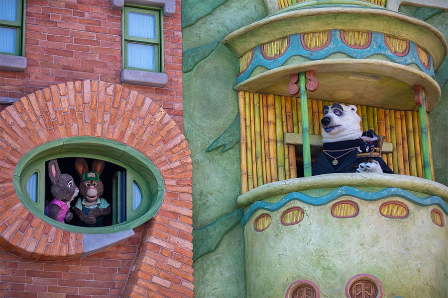 The Hopps family next to Koslov the polar bear and Mr. Big in “Disney Zootopia Comes Alive” in Zootopia, now open at Shanghai Disney Resort