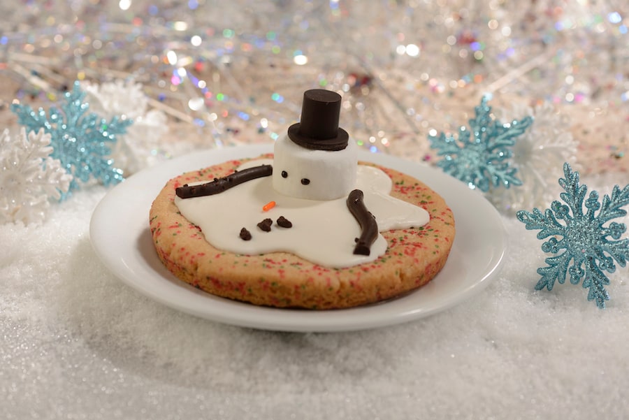 Melted Snowman Sugar Cookies from PizzeRizzo at Disney’s Hollywood Studios
