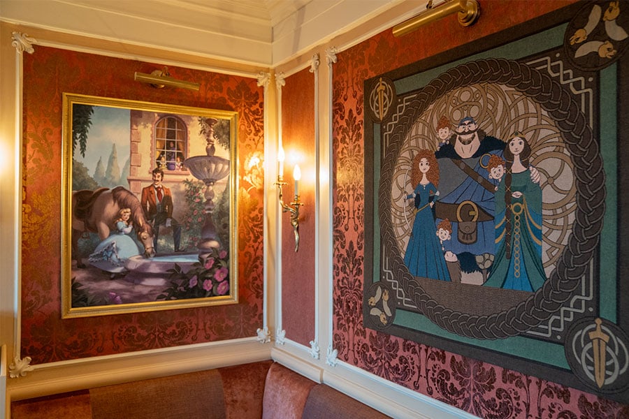 "Brave" tapestry in the Prologue dining room for Royal Banquet at Disneyland Hotel in Paris