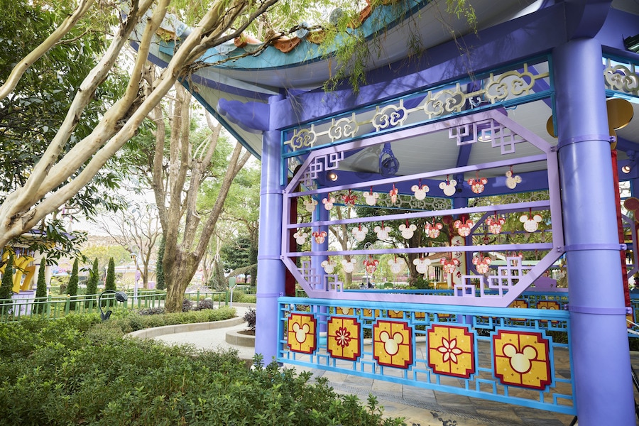 Image of decor at Hong Kong Disney Resort, Chinese New Year