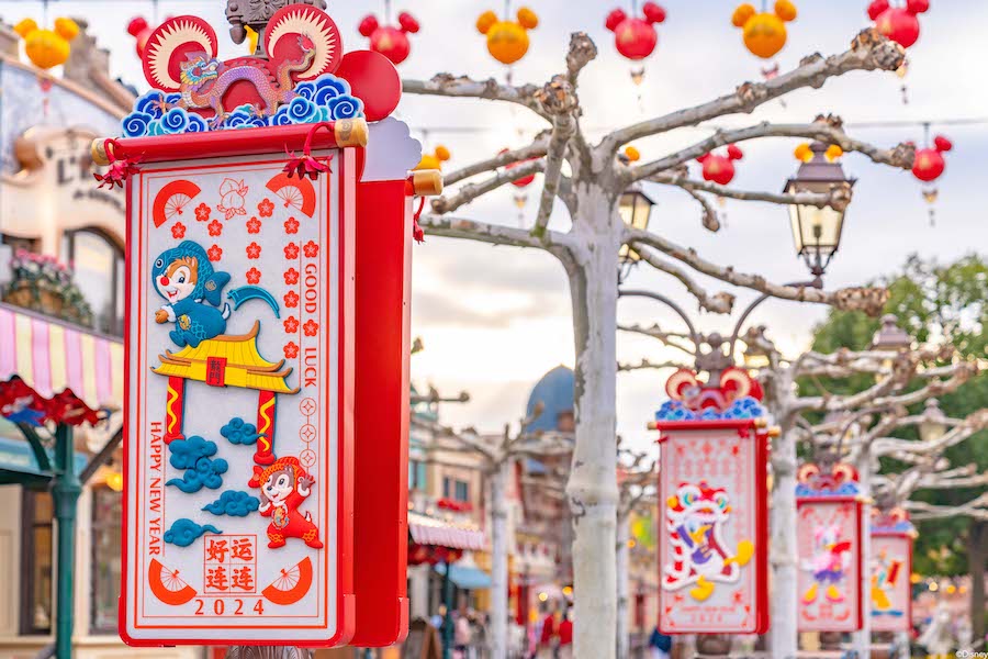 Images of decor Chinese New Year at Shanghai Disney Resort