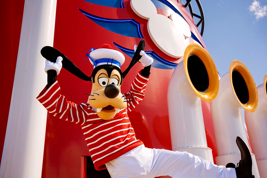 Goofy on the Disney Wish cruise ship