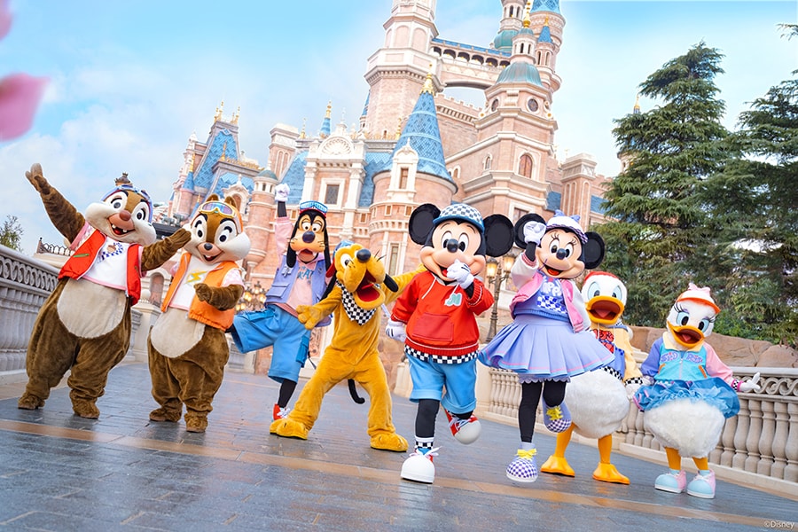 Shanghai Disney Resort Character Spring Outfits