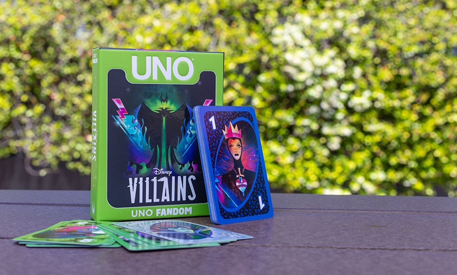 UNO Villains game deck