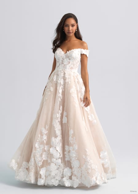 An off the shoulder and lacy wedding dress inspired by Snow White