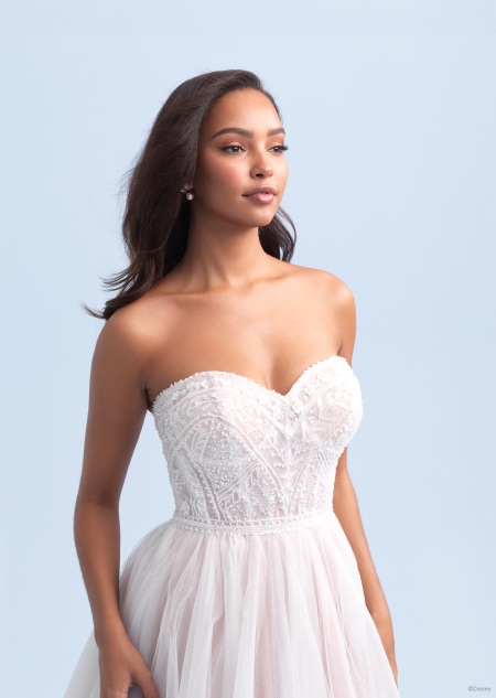 A wedding a strapless dress inspired by Jasmine from Aladdin