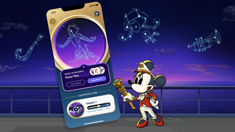 Una ilustración de Captain Mickey Mouse sosteniendo un telescopio náutico con una captura de la aplicación Disney Cruise Line Navigator que presenta una constelación de estrellas en forma de Peter Pan y las palabras “Quest in Progress Peter Pan” y “Captain’s Log” 