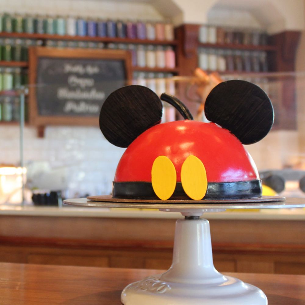 Amorette's Patisserie Cake Decorating Experience Disney Springs