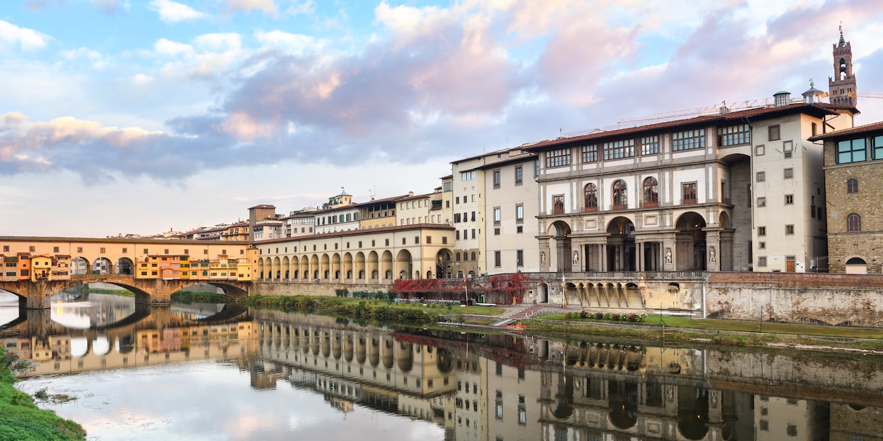 Embankment of the Arno River near the Uffizi Gallery and Ponte Vecchio Embankment of the Arno River near the Uffizi Gallery and Ponte Vecchio