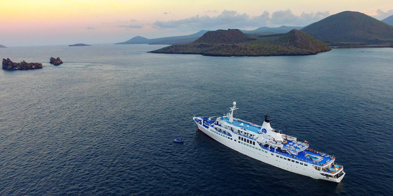 The Galápagos Legend ship sails the sea in the Galápagos archipelago