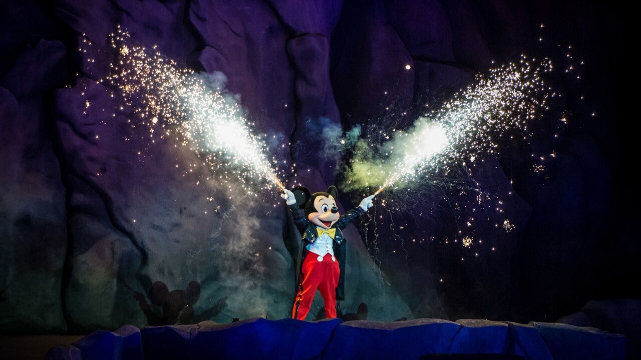 Fantasmic! Dining Packages at Walt Disney World