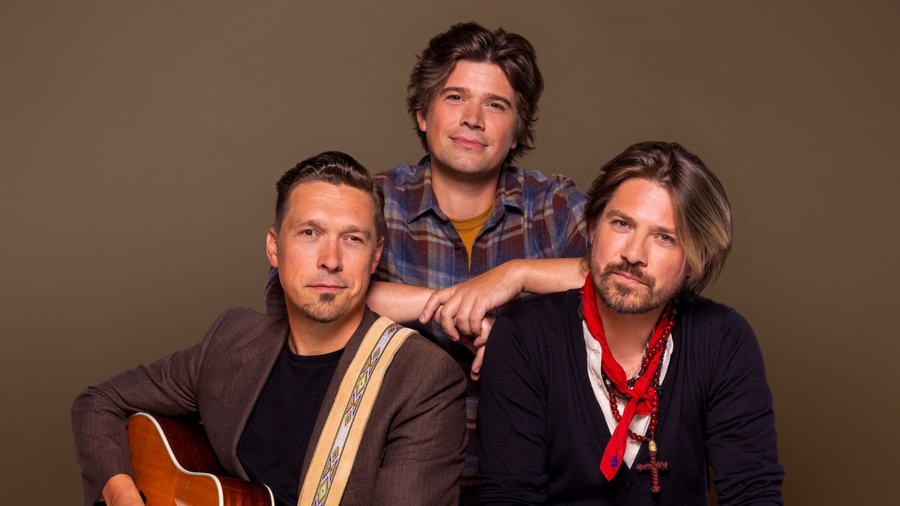 The 3 members of the group Hanson