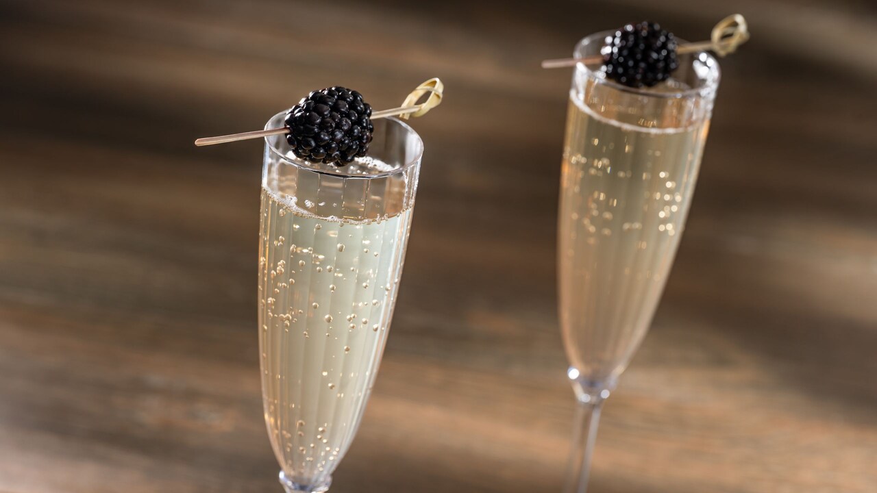 Sparkling Cucumber Gin Cocktail, with gin, blackberry brandy, cucumber syrup, lemonade and prosecco