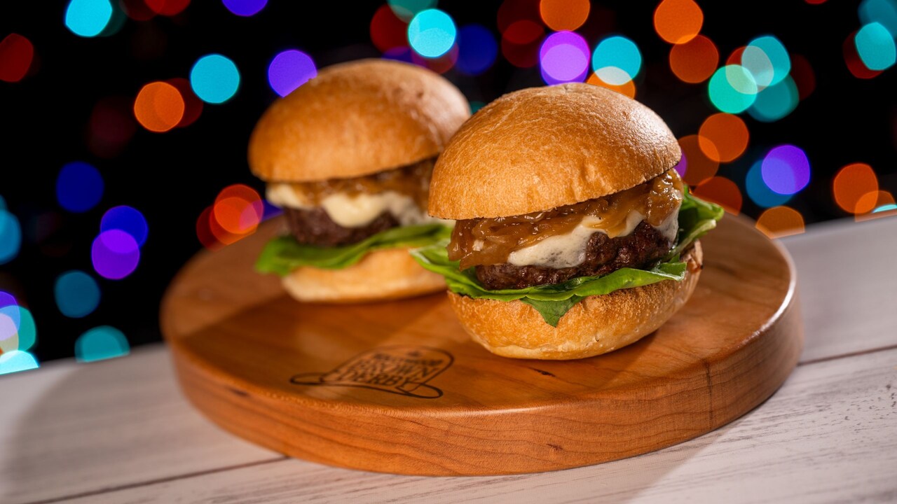 Jazzy Holidays at The Hollywood Brown Derby at Walt Disney World