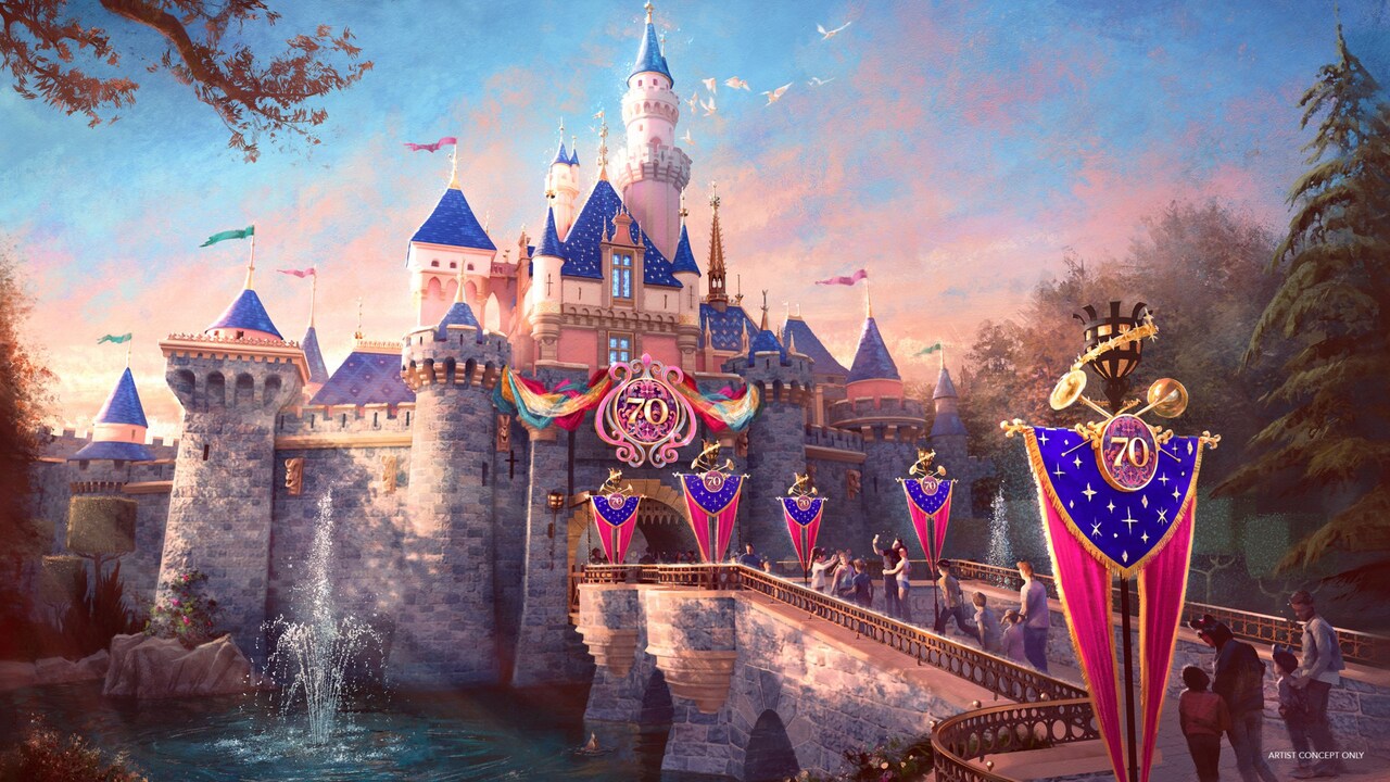 Una representación artística del Castillo de la Bella Durmiente decorado para la Celebración del 70.º Aniversario del Disneyland Resort