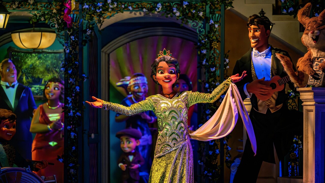 Princess Tiana and Prince Naveen at Tiana’s Bayou Adventure