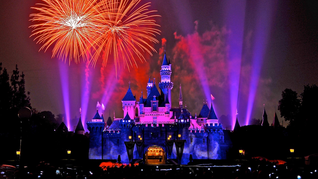 Recuerda Dreams Come True Fireworks