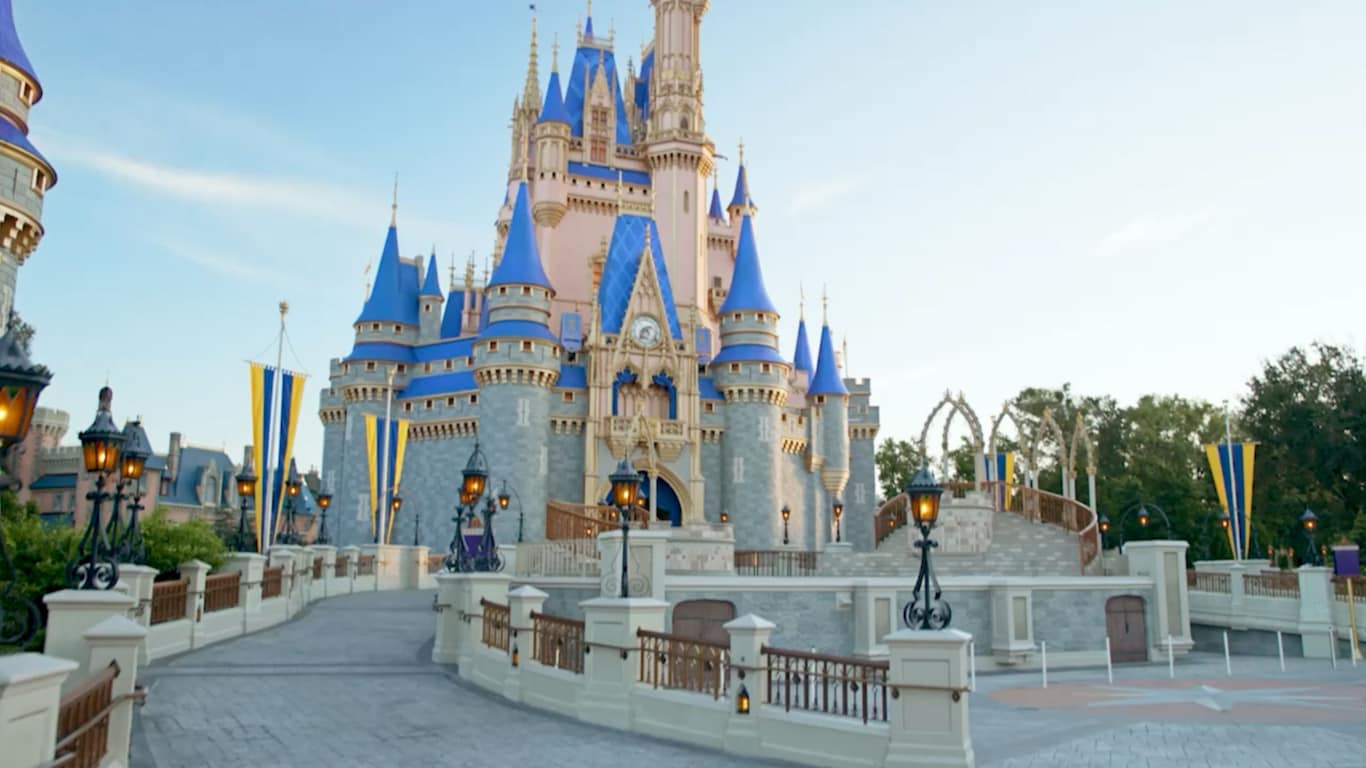 Horários de funcionamento dos parques da Disney - Vai pra Disney?