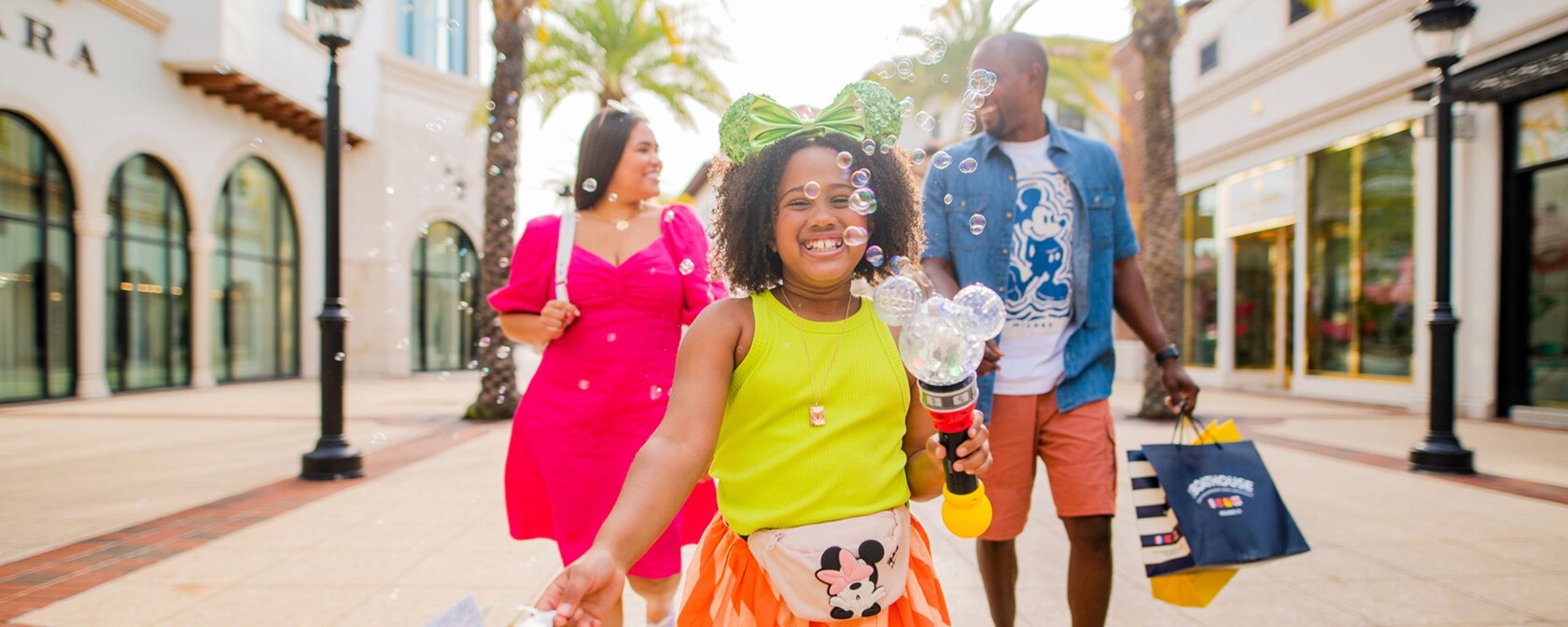 Verano en Disney Springs - Un Emocionante Imprescindible de Verano | Disney  Springs, image size:1680x672