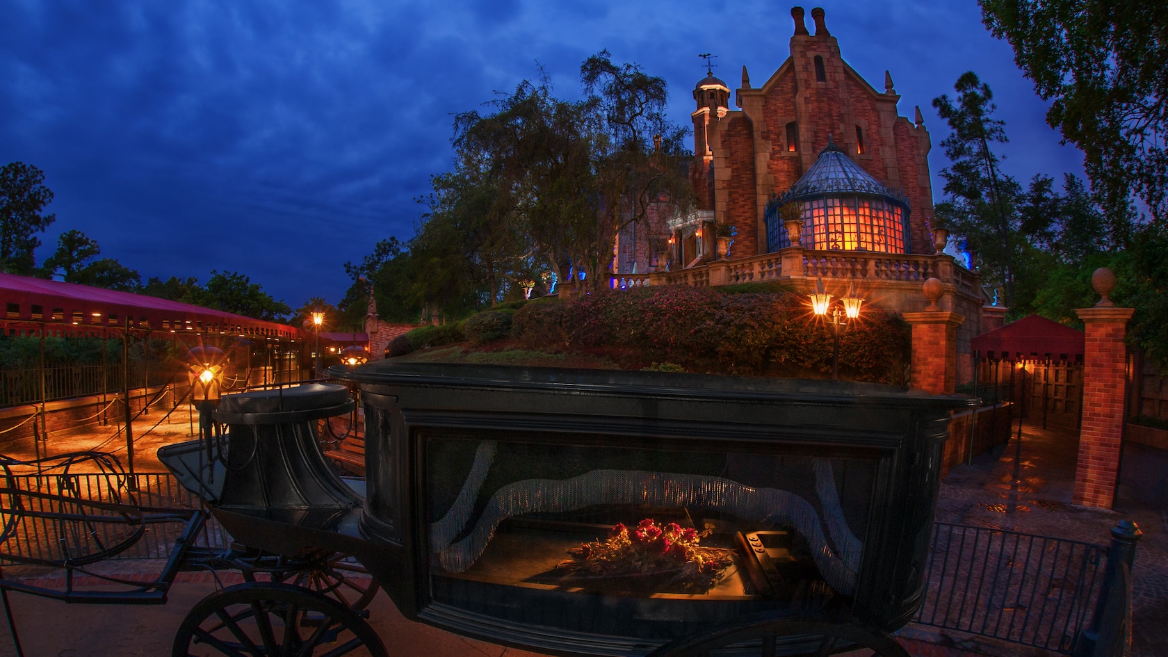 The Haunted Mansion Magic Kingdom Attractions Walt Disney World Resort 