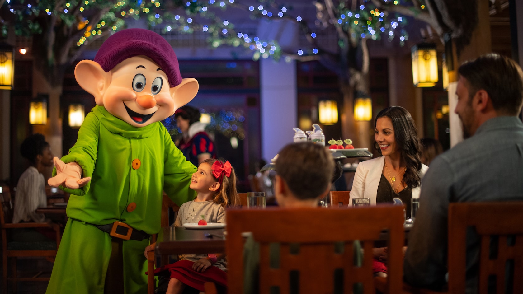 Storybook Dining At Artist Point With Snow White Walt Disney World Resort