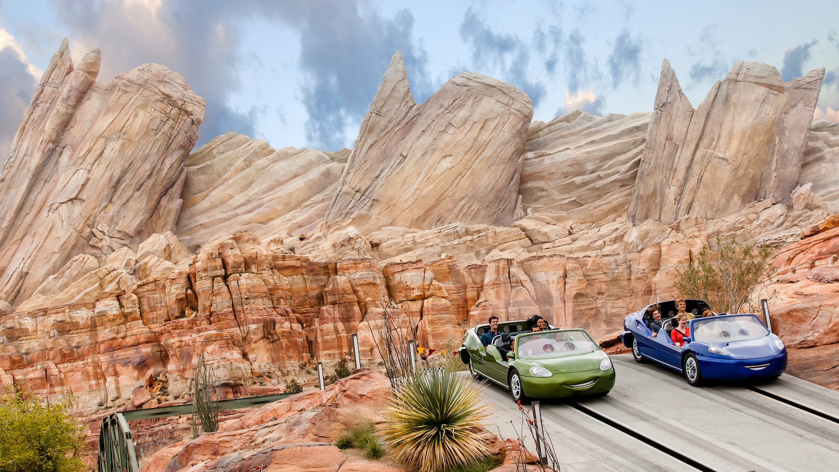 Radiator Springs Racers Rides & Attractions Disney California