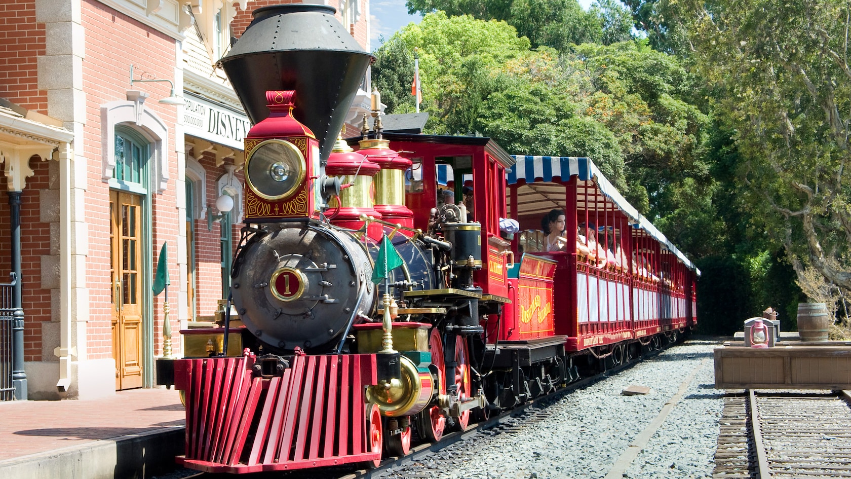 Disneyland Railroad 