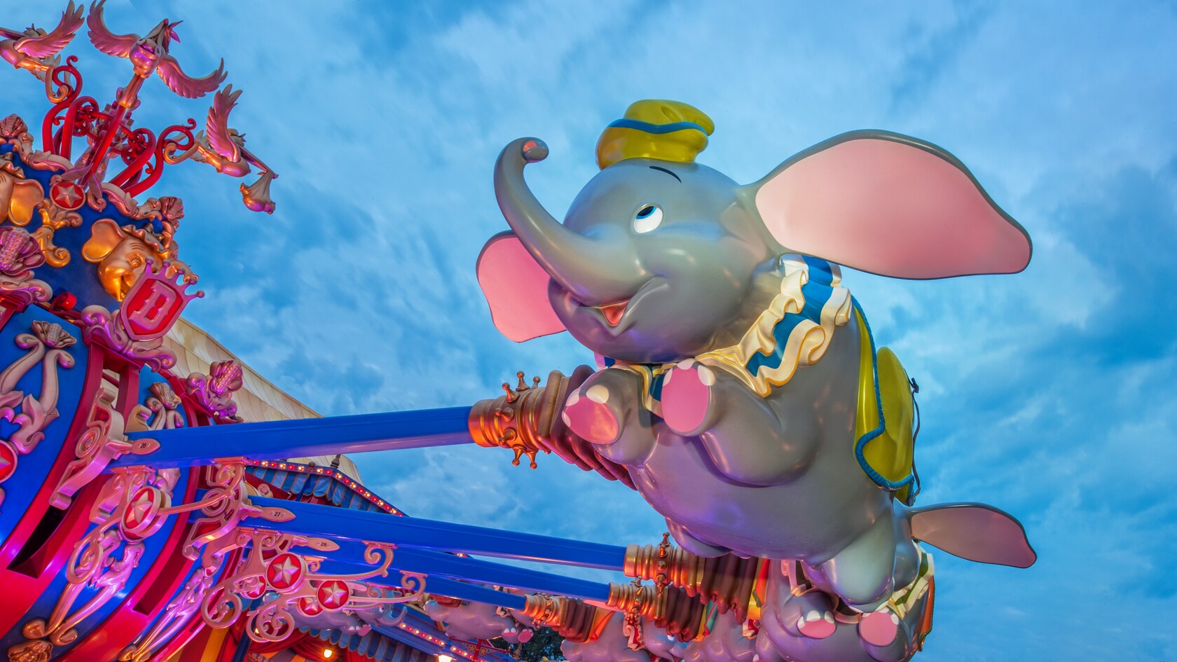 dumbo the flying elephant disney world