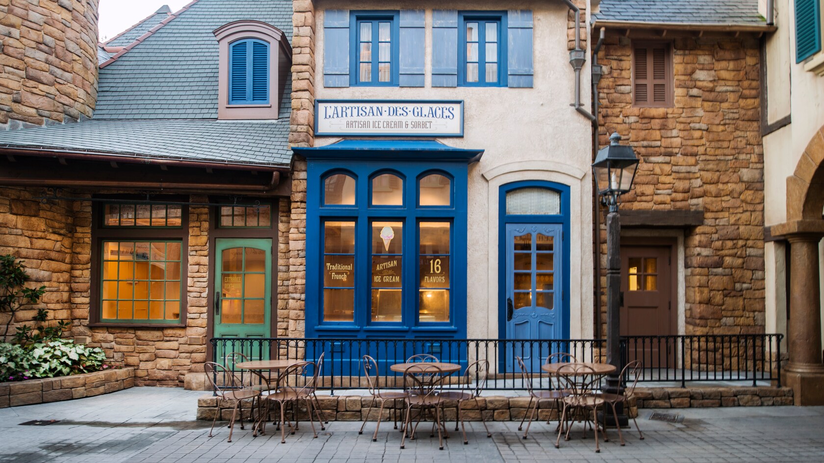 The stone entrance to the L'Artisan des Glaces ice cream and sorbet shop